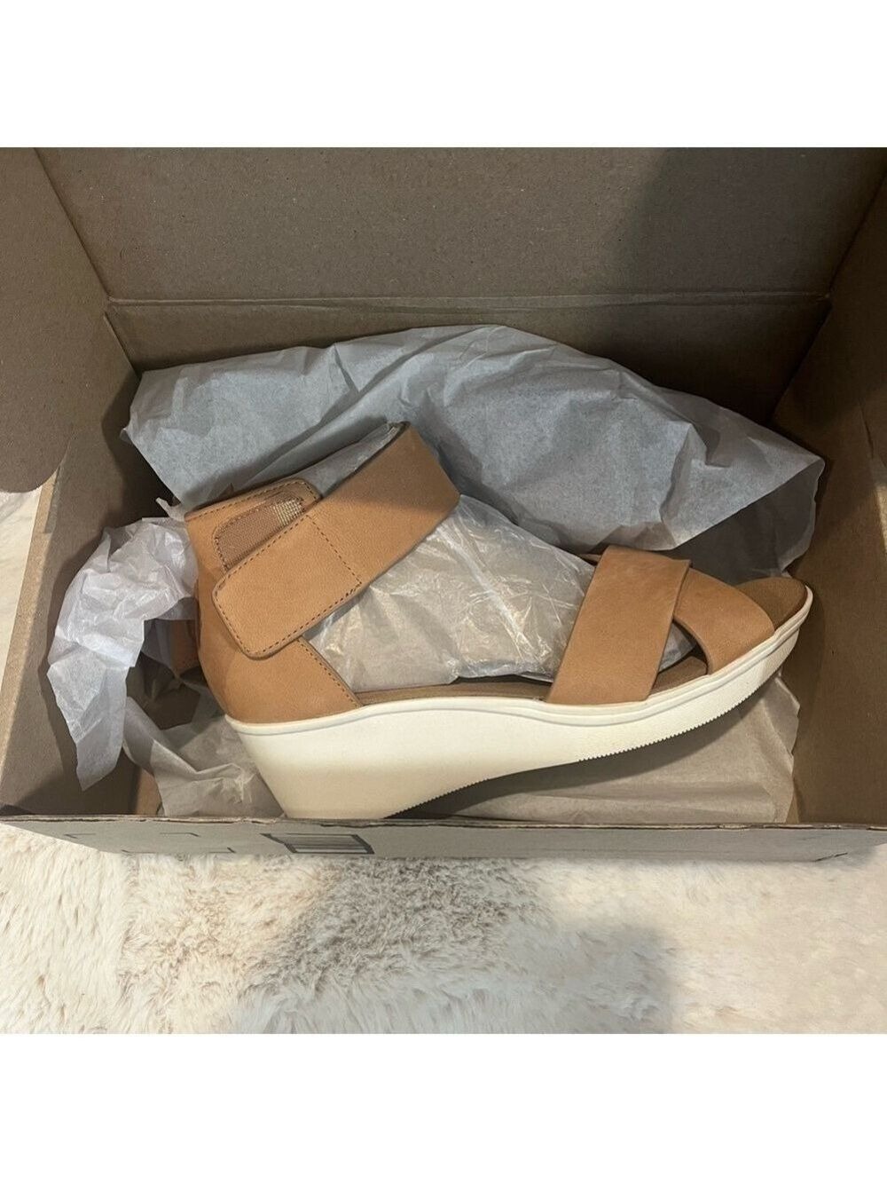 Tan Wedge Sandals Naturalizer 9